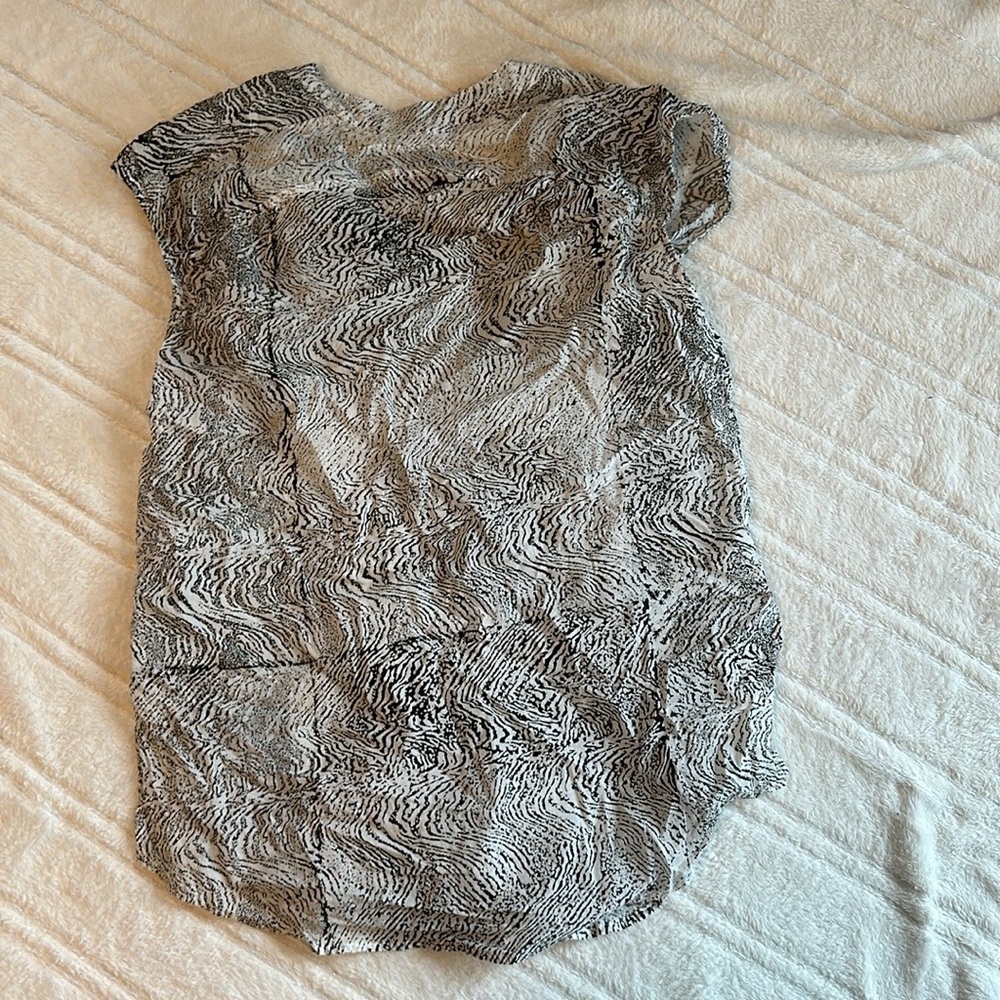 Enza costa tunic blouse - Picture 8 of 9